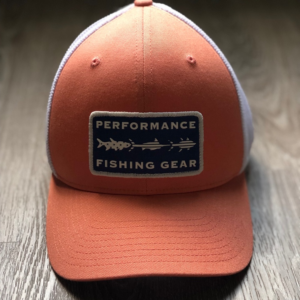 Columbia hat. Unisex. PFG.